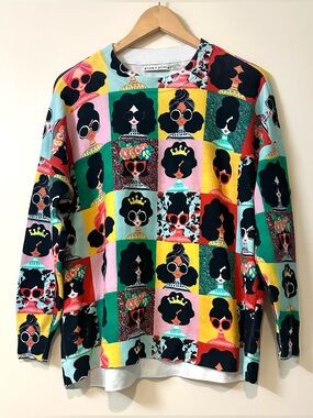 Alice + Olivia Quintin Pullover in Stace Face Photobooth Print. Size S